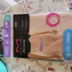 Maidenform Flexees Shapes Brief Shapewear